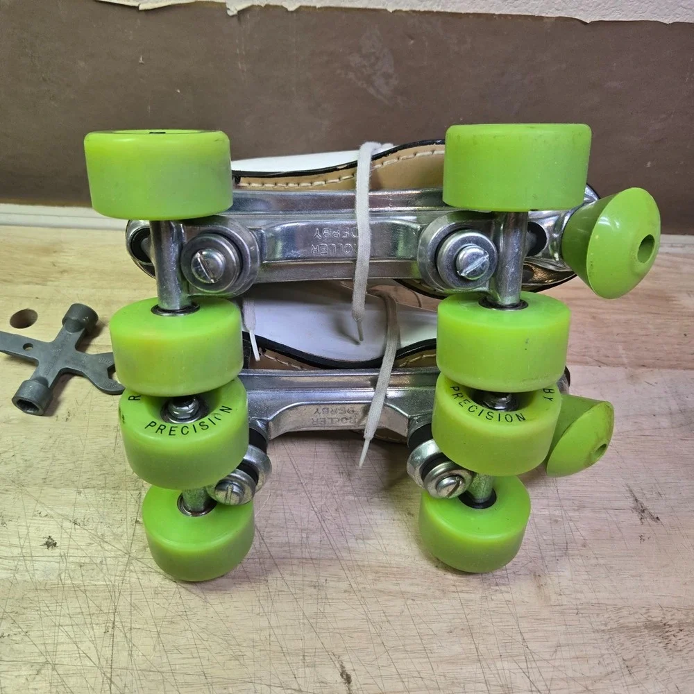 Roller Derby nice used